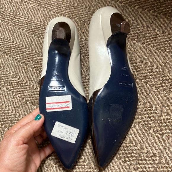 Y2k Vintage Mark Jacobs Black Leather Pointed Toe Kitten Heel Pumps Size 40/9.5 - Picture 3 of 8